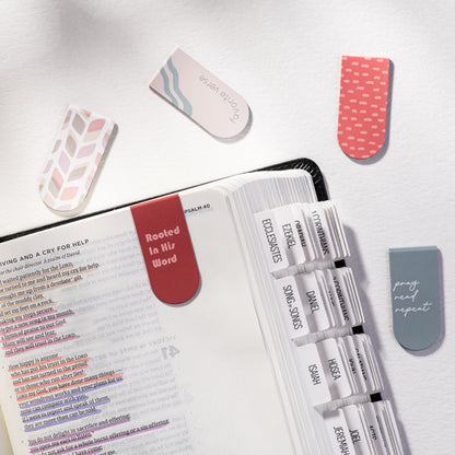 Magnetic Bookmarks - Pray