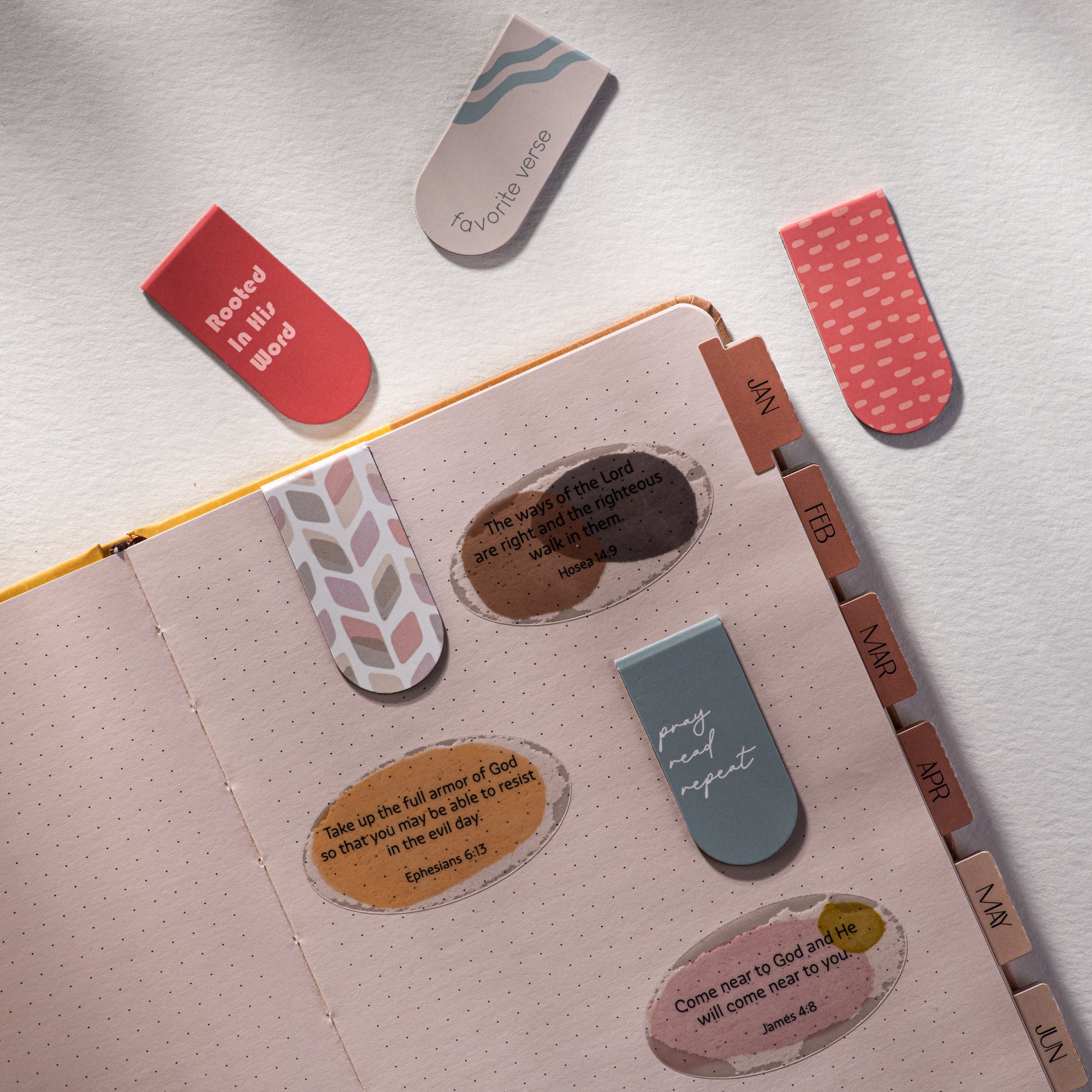 Magnetic Bookmarks - Pray